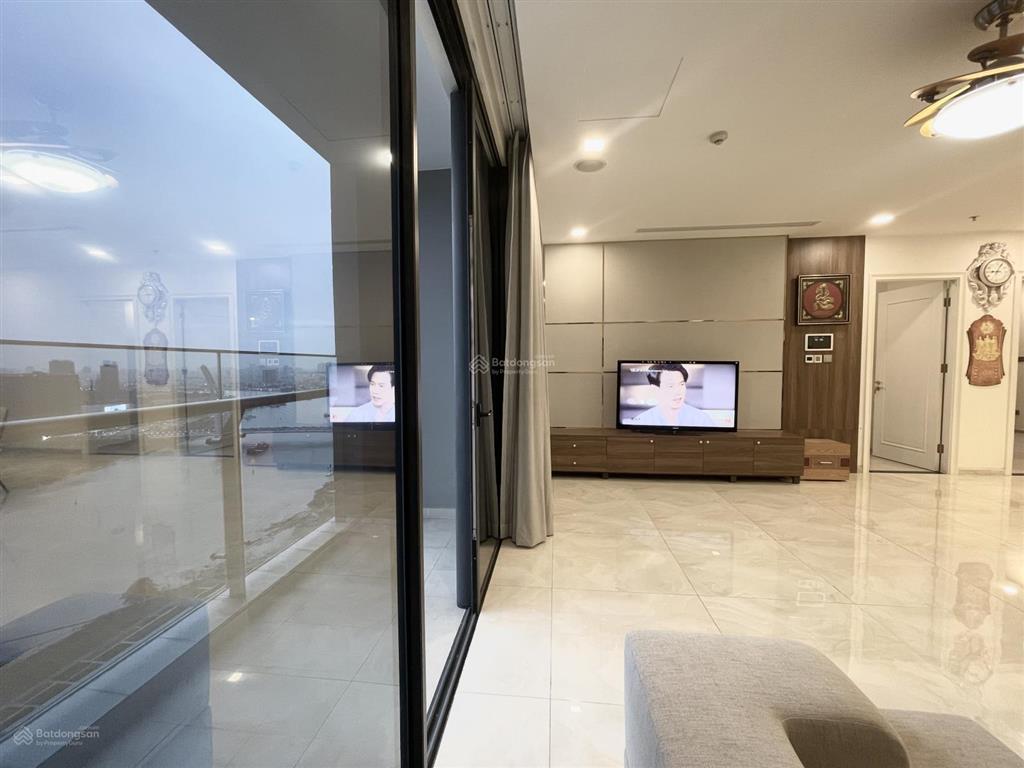 Cho thuê 3pn view cầu ba son / dt 121,8m² / giá 60tr bao pql