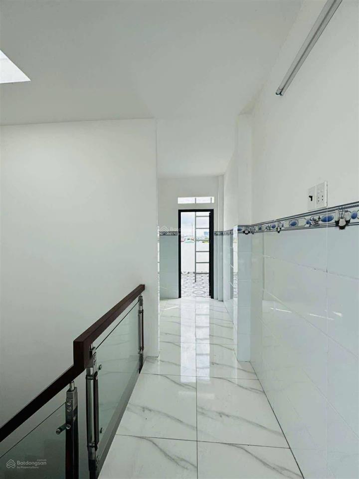 Bán nhà hxh đặng nguyên cẩn, 60m2, 4 tầng btct, 4 pn có sân thượng, vài bước ra chợ phú lâm