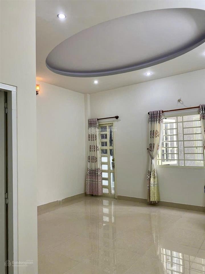 Bán nhà mặt phố thạnh lộc 16, 8,9 tỷ, 126m2, 6pn, 5wc, q12, tp.hcm. hướng đông nam. chính chủ