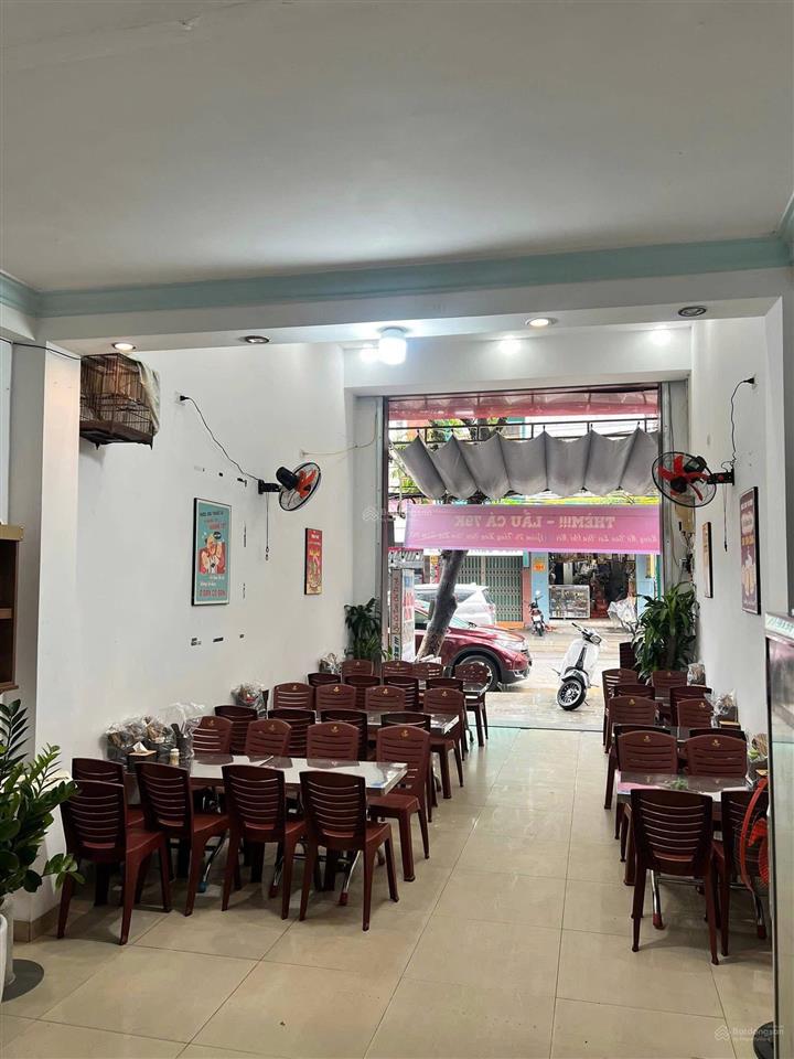 Nhà 3 tầng, mặt tiền đường 10,5, sát cầu rồng, kinh doanh sầm uất.