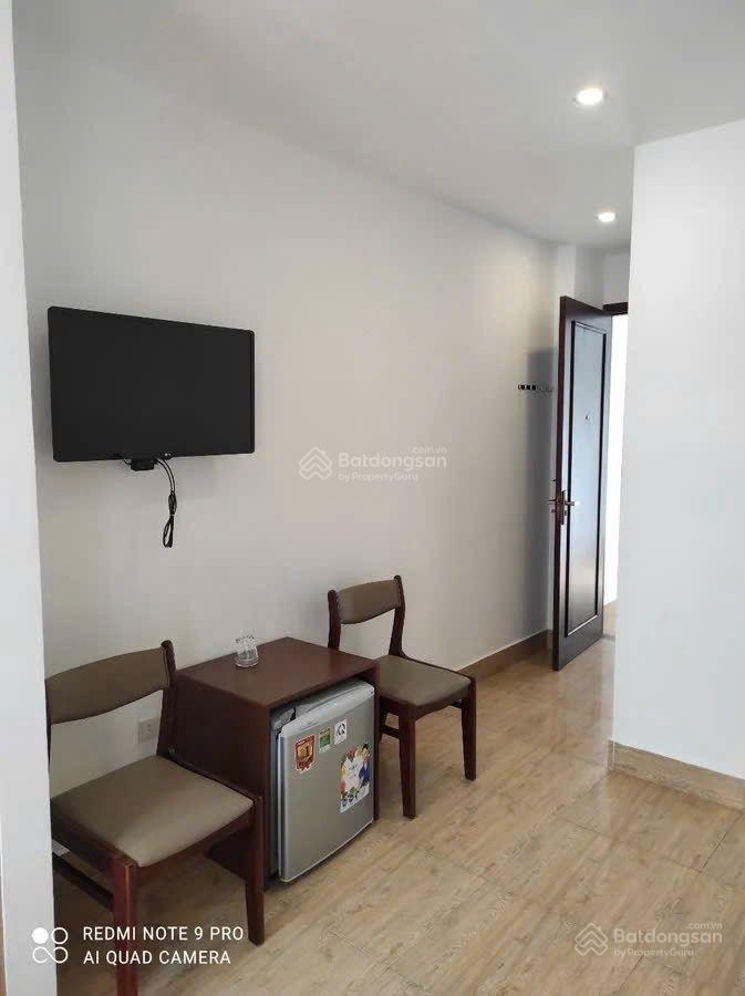 Toà 7 tầng, sát biển phạm văn đồng, dòng tiền 150200tr/tháng.