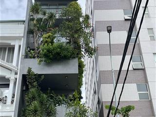 Toà 7 tầng, sát biển phạm văn đồng, dòng tiền 150200tr/tháng.