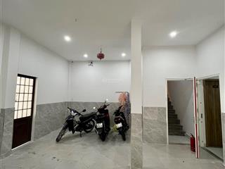 Toà 4 tầng, lô góc, 132m2, dòng tiền 80tr/tháng, trung tâm hải châu.