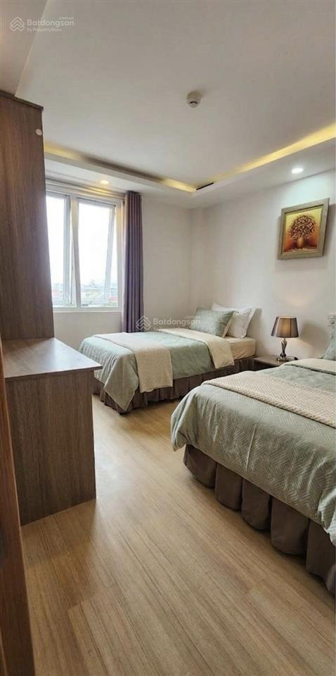 Toà căn hộ 7 tầng, dt 150tr/tháng, cách biển mỹ khê 200m, đường 5,5m, vỉa hè 4m.