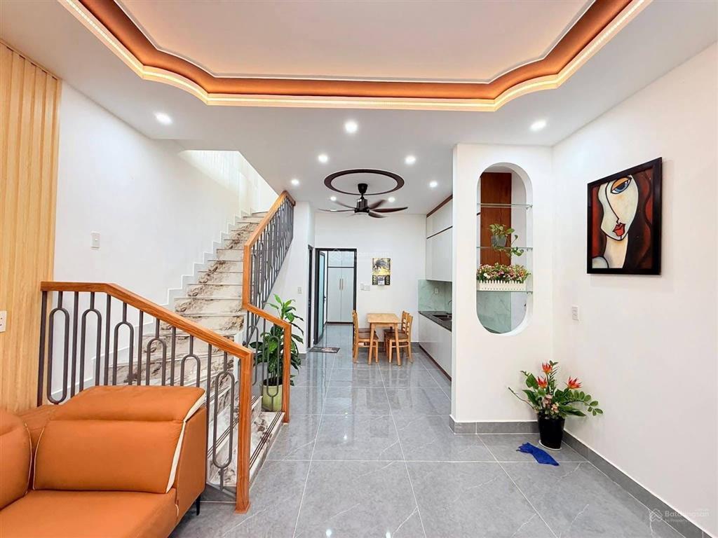 Bán gấp nhà đường xô viết nghệ tĩnh, vũng tàu