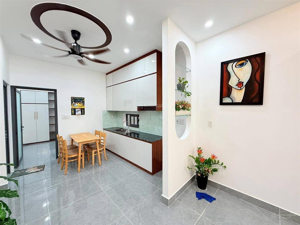 Bán gấp nhà đường xô viết nghệ tĩnh, vũng tàu