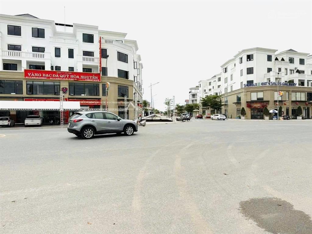 Thanh khoản nhanh lô đất của trong khu tái định cư quảng trường giá rẻ hơn giá thị trường