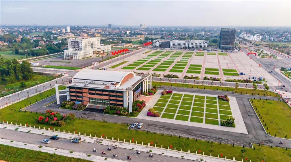 Thanh khoản nhanh lô đất của trong khu tái định cư quảng trường giá rẻ hơn giá thị trường