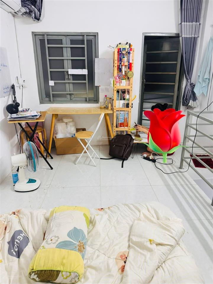 2.7 tỷ nhà hoàng hoa thám, hẻm 4m, giáp phú nhuận