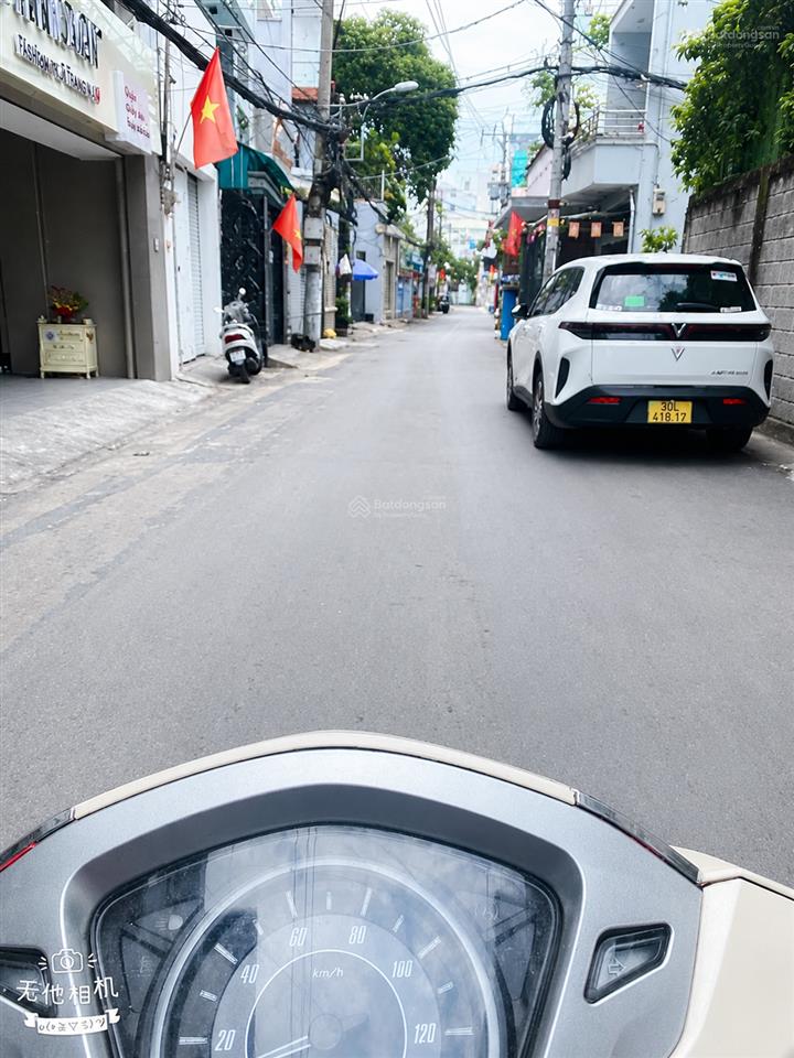 Lô góc hẻm xe hơi 50m² chỉ 7 tỷ, lê quang định