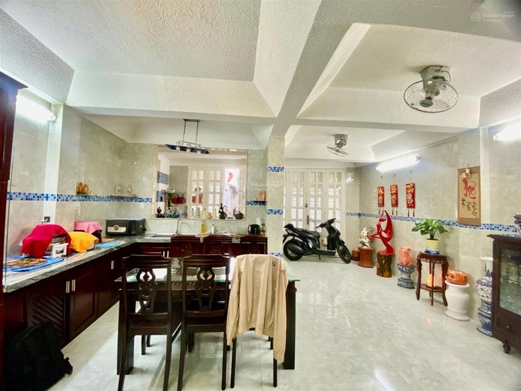 Vạn kiếp  5 tầng  46m2  giá 8,5 tỷ  full nội thất
