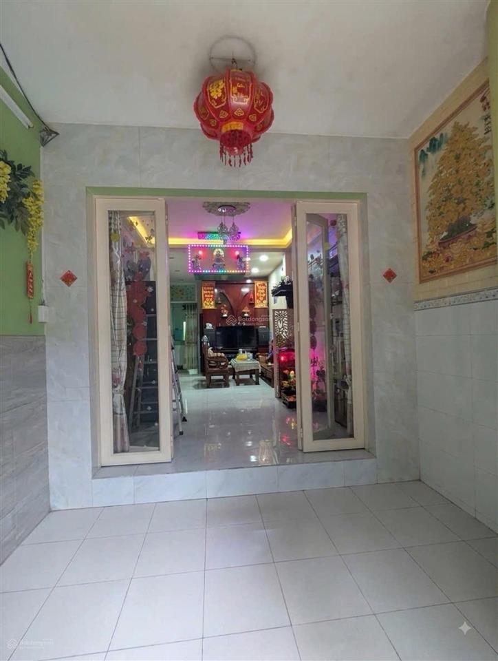 Bán gấp nhà 50m2 chỉ 5 tỷ  hẻm xe tải 6m phan văn trị, bình thạnh