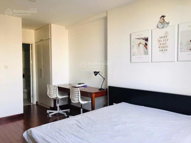 The gold view cực hiếm! bán căn 50m2 tầng trung view thoáng chỉ 2,200tr rẻ nhất