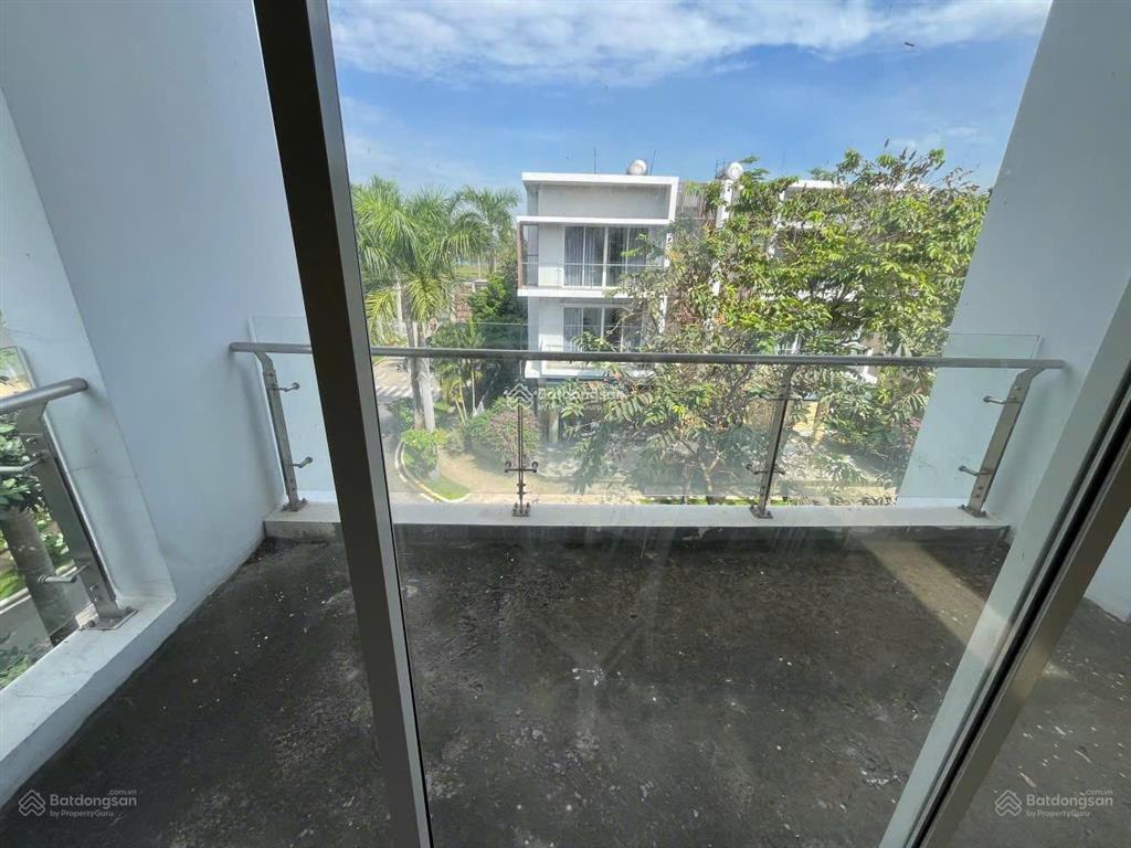 Chính chủ gửi bán căn biệt thự góc đẹp nhất dự án nhà phố biệt thự compound palm residence