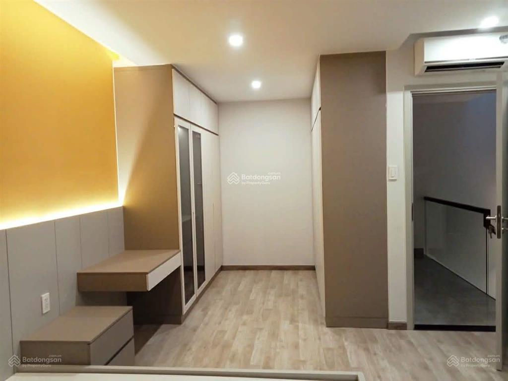 Cho thuê nhà phố bt khu compound palm residence 6x17m nội thất đẹp, giá cực tốt