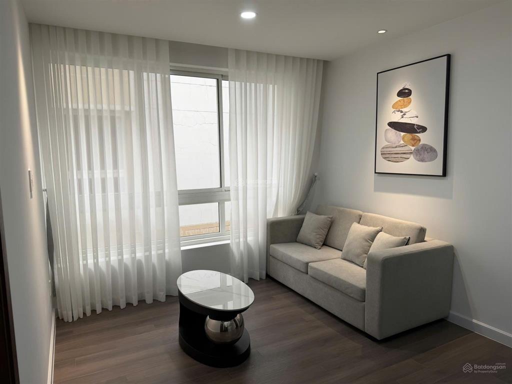 Cho thuê nhà phố bt góc  khu compound palm residence 7.5x17m nội thất vừa hoàn thiện mới 100%