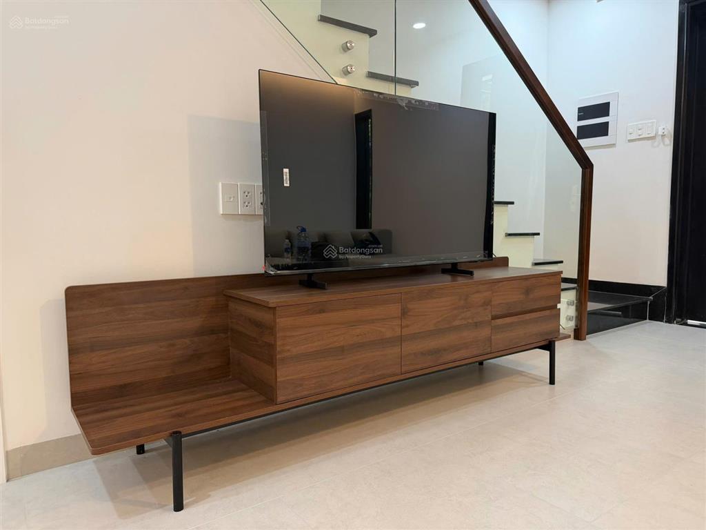 Cho thuê nhà phố bt góc  khu compound palm residence 7.5x17m nội thất vừa hoàn thiện mới 100%