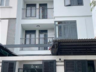 Mặt bằng đối diện chung cư terra rosa tiện kinh doanh văn phòng  nail, spa