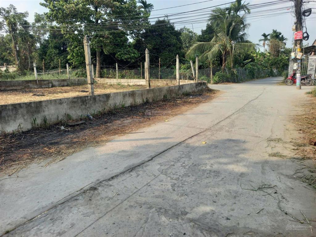 Đất thổ cư 256m² góc 02 mặt tiền đường xe tải  đất khu dân cư  xây dựng ngay