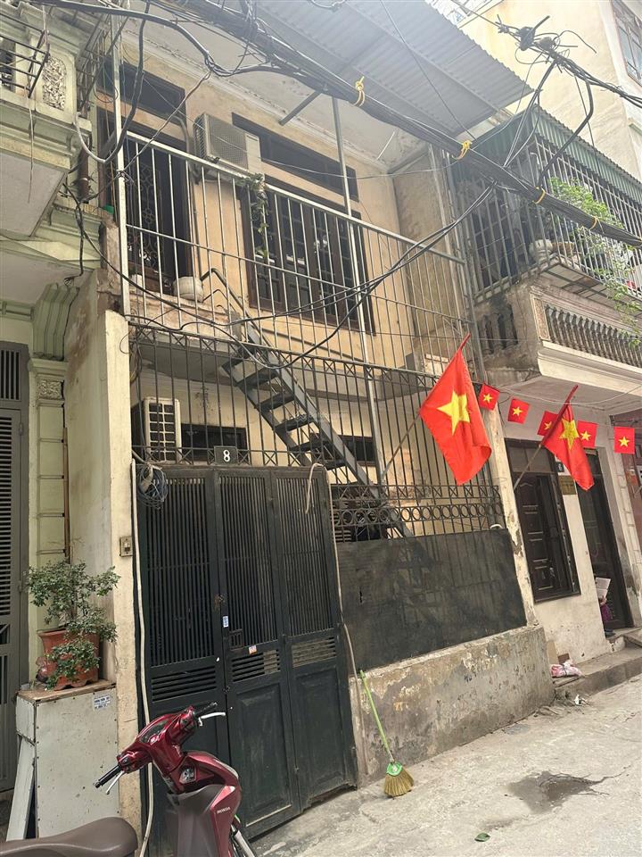 Tôi chính chủ cần bán nhà khu phân lô đền lừ