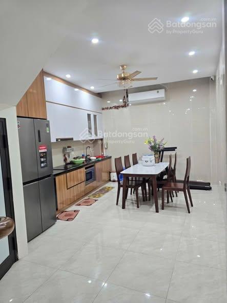 Bán nhà phố trần hòa, dt 35m2, 4 tầng chỉ quanh 6 tỷ, tặng nội thất theo nhà