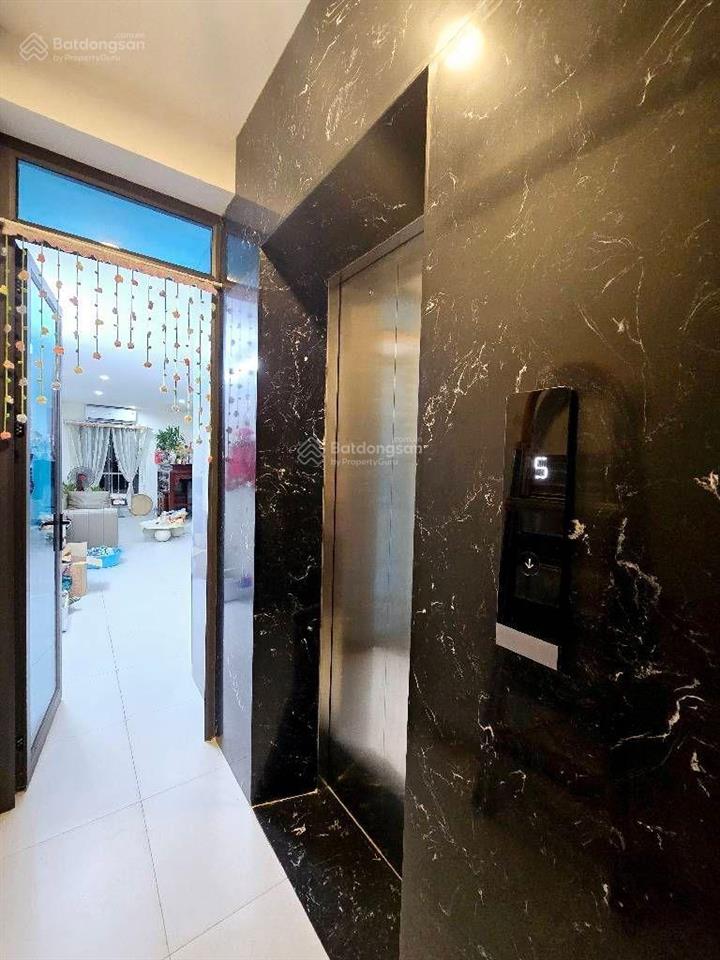 Bán nhà mặt phố thanh bình hà đông kinh doanh đỉnh.
dt 38m2  5 tầng 16,08 tỷ