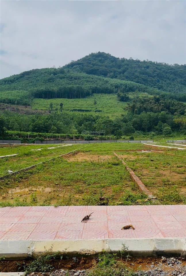 Chính chủ cần bán 200m2 đất mặt đường hồ chí minh mặt tiền đất gần 6m giá hơn 1 tỷ  0987 383 ***