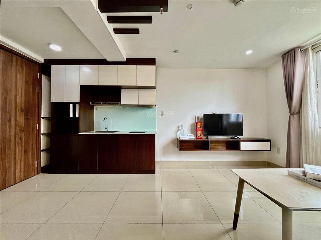Căn hộ mới siêu rộng ngay ufm, kcx full nội thất