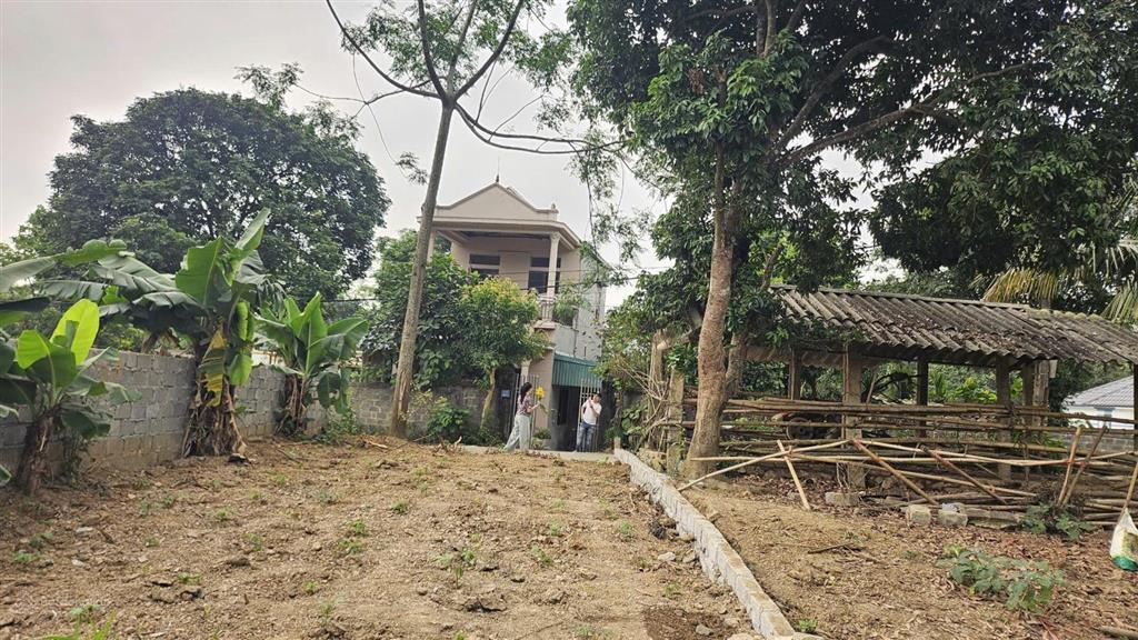 Chính chủ bán nhanh lô đất tt lương sơn chỉ hơn 800tr