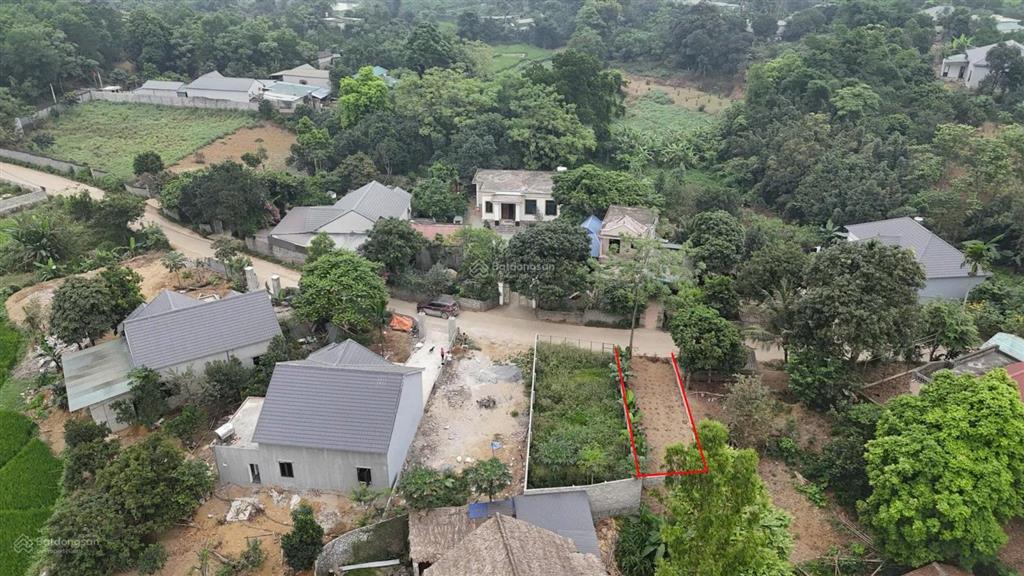 Chính chủ bán nhanh lô đất tt lương sơn chỉ hơn 800tr