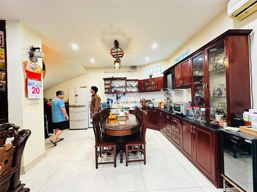 Siêu phẩm đỗ đức dục, 55m*6t*5ngủ, 2 thoáng, ngõ thông,ôtô qua, kd tốt. nhà mới, pháp lí chuẩn.