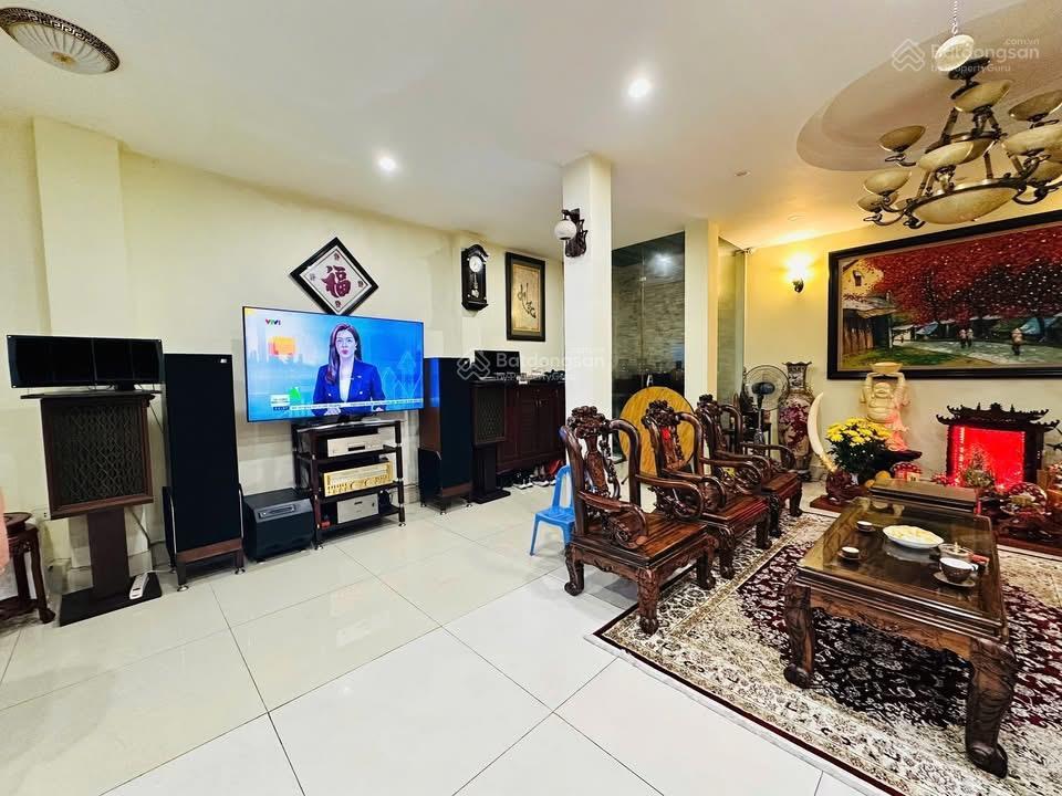 Siêu phẩm đỗ đức dục, 55m*6t*5ngủ, 2 thoáng, ngõ thông,ôtô qua, kd tốt. nhà mới, pháp lí chuẩn.