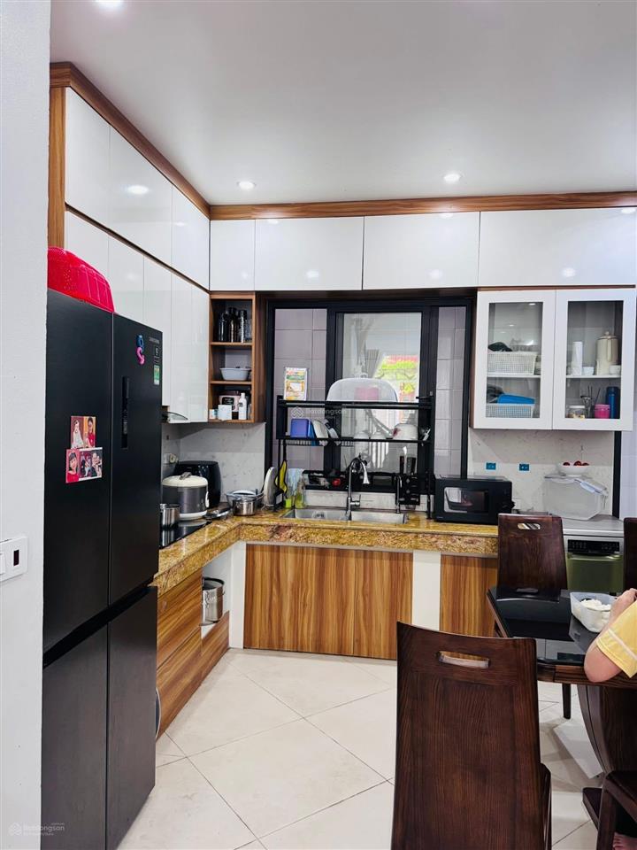Bán nhà mễ trì 60m2*5t ,thoáng sáng, đường rộng ô tô đỗ, kinh doanh mọi loại hình, pháp lý chuẩn.