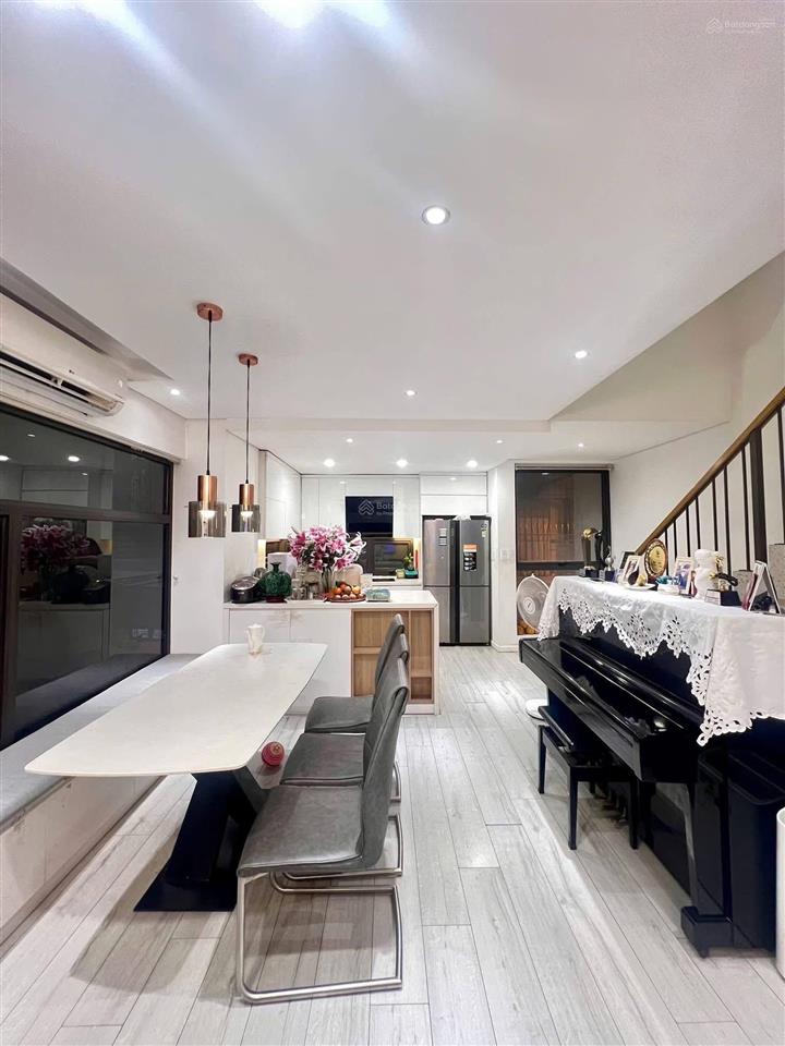 Giảm sâu ! bán nhà riêng mễ trì 60m2*5t ,oto tránh, kinh doanh,nhà đẹp, 3 mặt thoáng ,pháp lý chuẩn