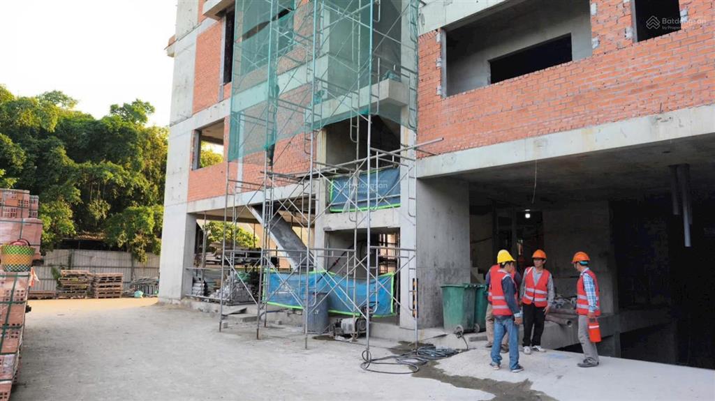 Sang nhượng gấp căn hộ 3pn/82m2 giá 868 triệu, ngân hàng hỗ trợ 70%  0843 397 ***