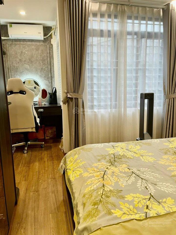 Bán nhà nguyễn khang cầu giấy 35m2 x 5 tầng nhỉnh 7 tỷ còn thương lượng