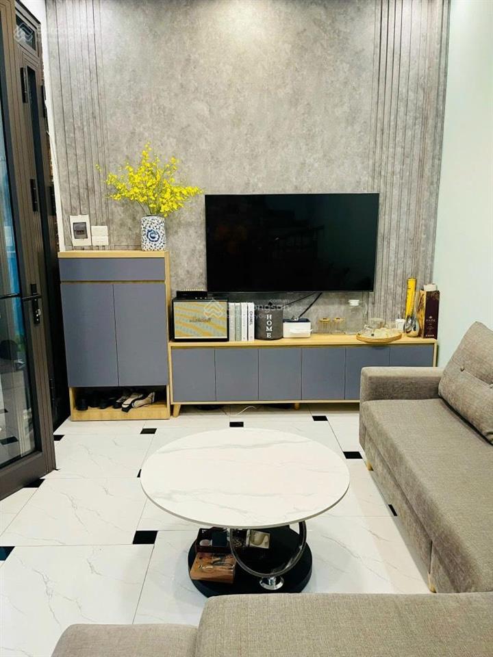 Bán nhà nguyễn khang cầu giấy 35m2 x 5 tầng nhỉnh 7 tỷ còn thương lượng