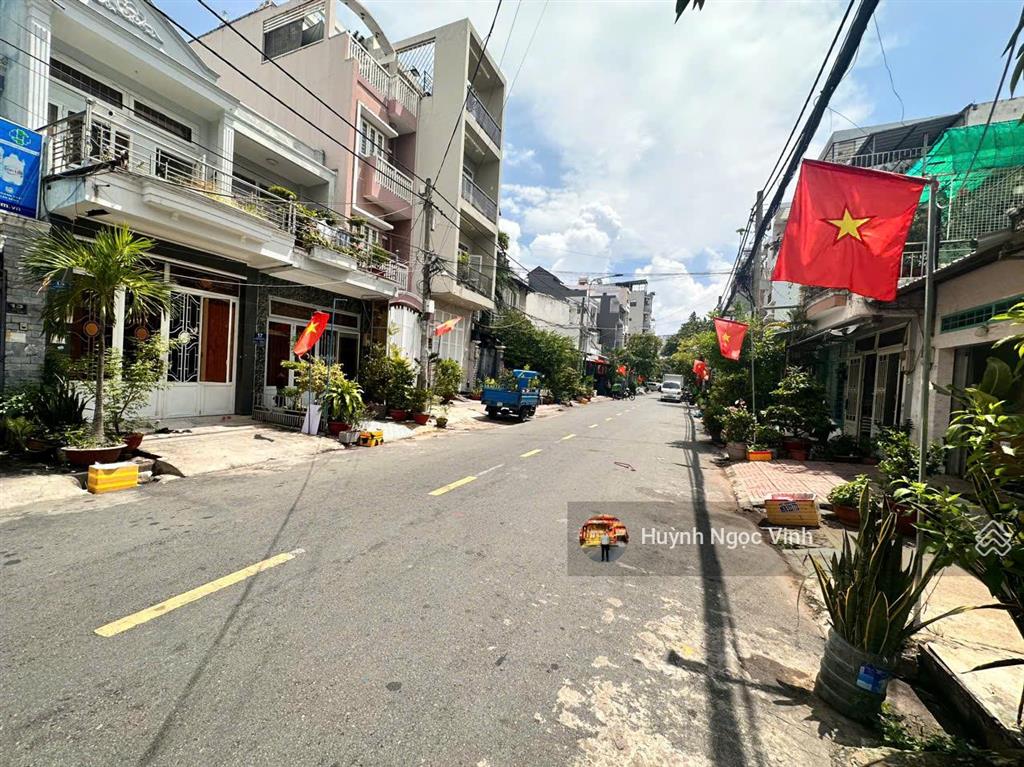 Mặt tiền đường số 14m, nguyễn thị thập, 70m2, vuông vức, khu dân cư hiện hữu, giá  9.9 tỷ