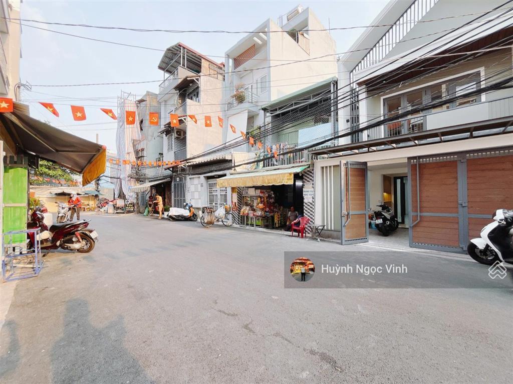 Mặt tiền hẻm xe hơi 95 lê văn lương | nhà 2 tầng | 4x13m | giá đầu tư nhỉnh 6 tỷ