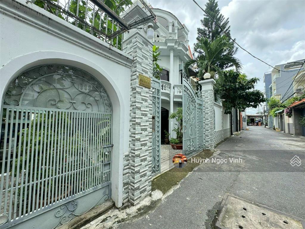 Lâm văn bền p. tân kiểng  biệt thự sân vườn 3 tầng  14x19m  hẻm xe hơi rộng rải  chỉ 28.9 tỷ