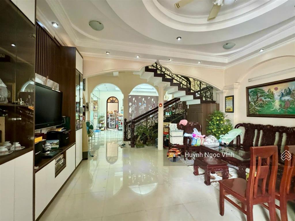 Lâm văn bền p. tân kiểng  biệt thự sân vườn 3 tầng  14x19m  hẻm xe hơi rộng rải  chỉ 28.9 tỷ