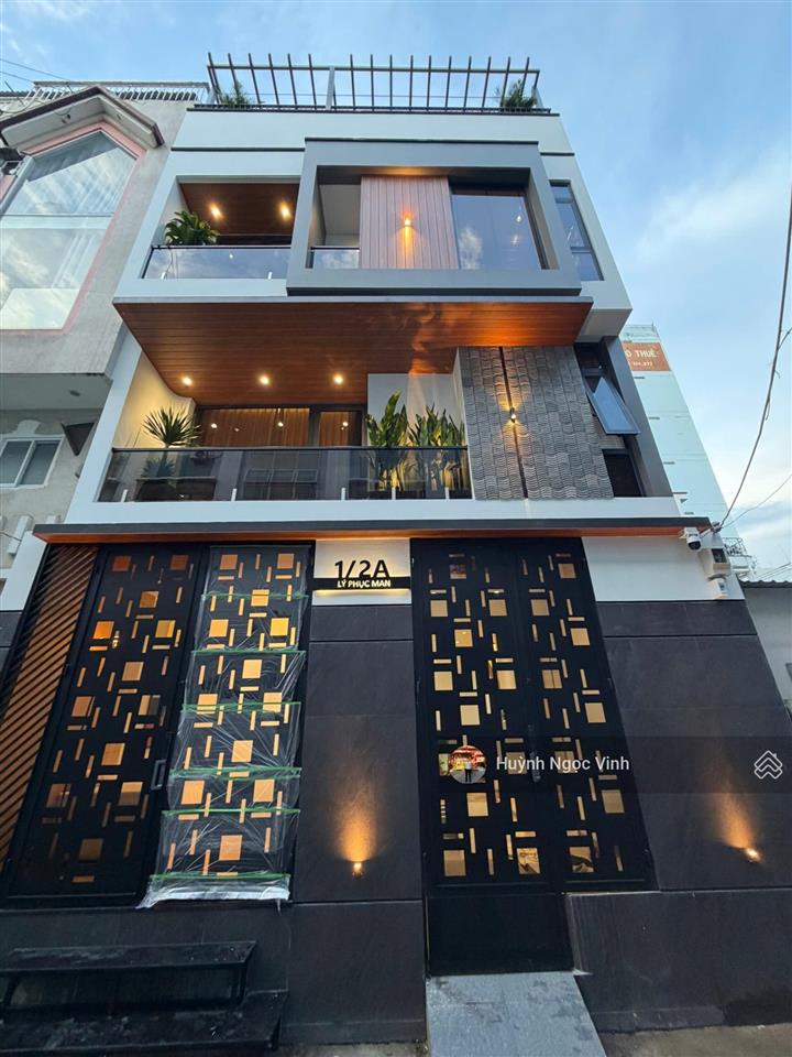 Nhà hxh lý phục man, 7x8 ngang lớn nhà đẹp full nội thất, ngay ga metro bến thành  cần giờ