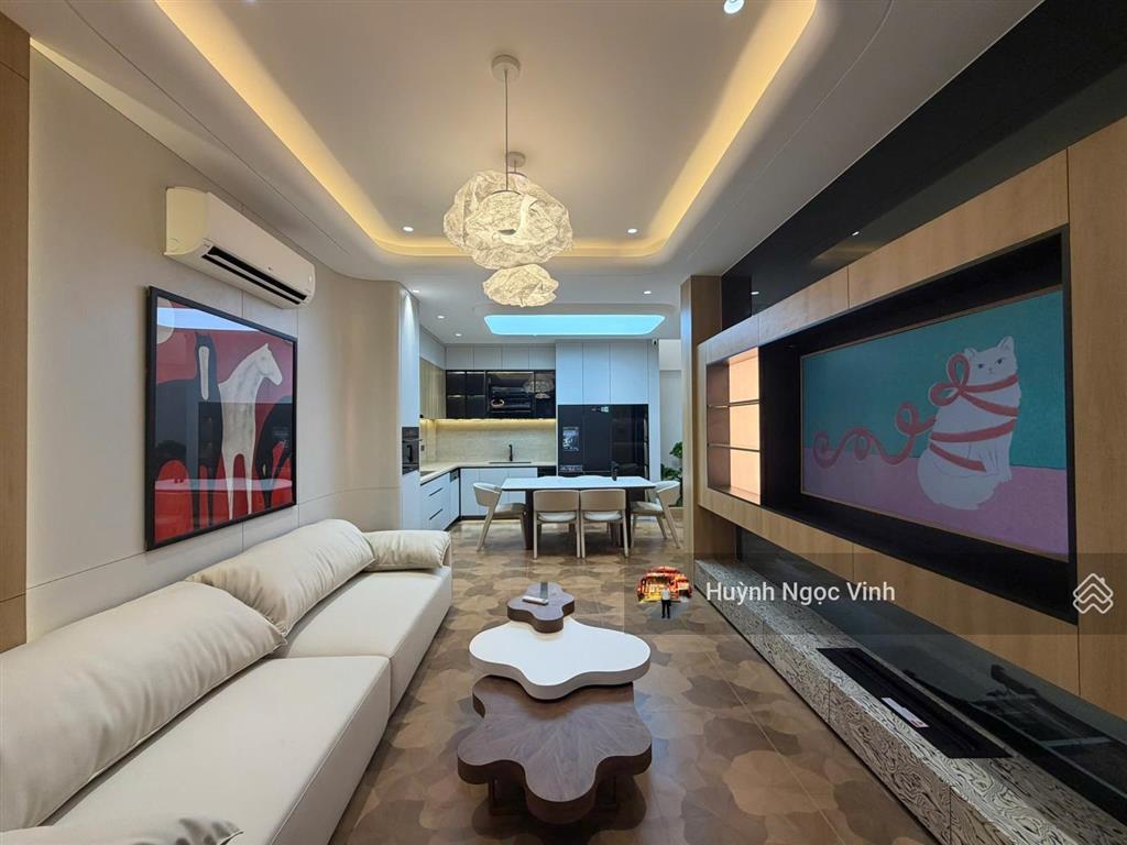 Nhà hxh lý phục man, 7x8 ngang lớn nhà đẹp full nội thất, ngay ga metro bến thành  cần giờ
