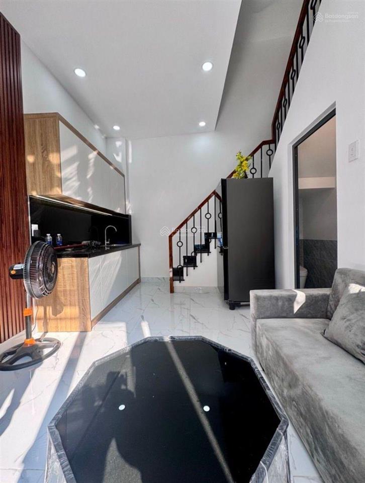  nguyễn tư giản gò vấp  nhà 2 tầng + sân thượng 20m(4x5)  2,65 tỷ thương lượng  ôtô đậu cửa