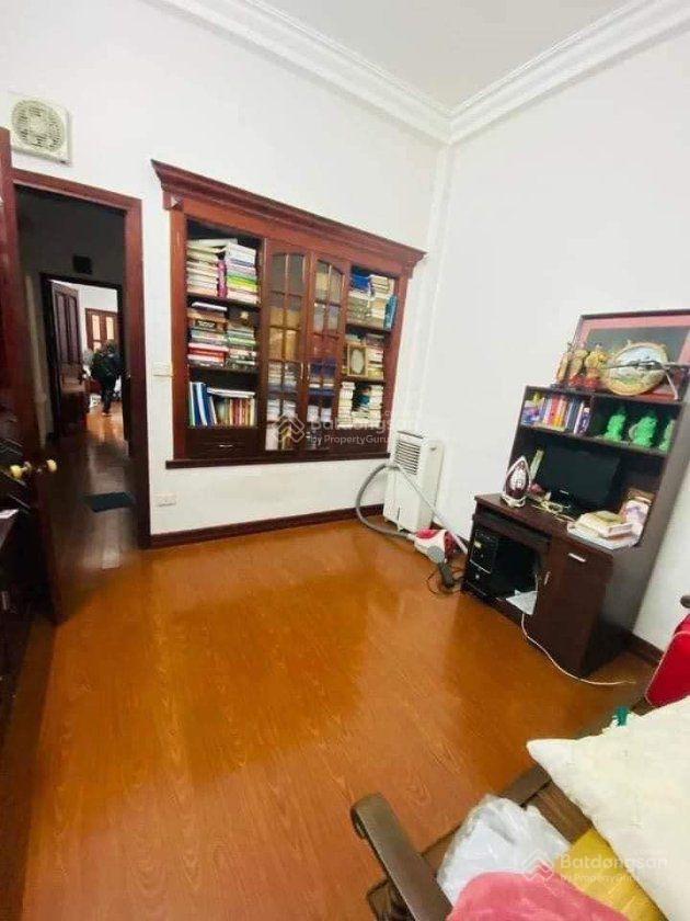 Vị trí nhà ngay trung tâm, giá tiền nhỏ, hiếm. cách đường nguyễn an ninh 150m. cách go 500m