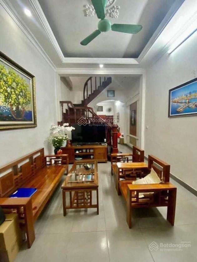 Vị trí nhà ngay trung tâm, giá tiền nhỏ, hiếm. cách đường nguyễn an ninh 150m. cách go 500m