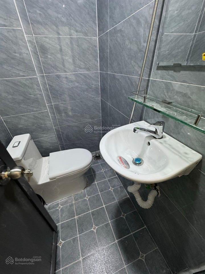 Chủ kẹt tiền cần bán gấp nhà tân hòa đông quận 6. 5 x 26. chỉ 9,5 tỷ. khu ăn uống, quán nhậu nhiều.