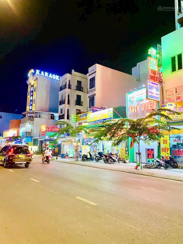 10x15m,bán gấp toà nhà 6 tầng,tỷ suất 8%/năm, dương quảng hàm, p5 gò vấp, 24 tyx (ngay đh văn lang)