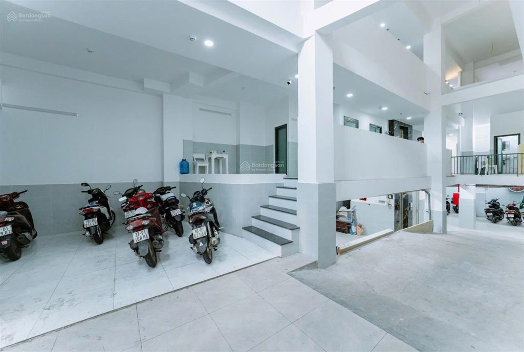 200m2, bán tòa nhà 8 tầng, đường 8m, hđt 300tr/th, quang trung, p11 gò vấp (ngay bv hồng đức)