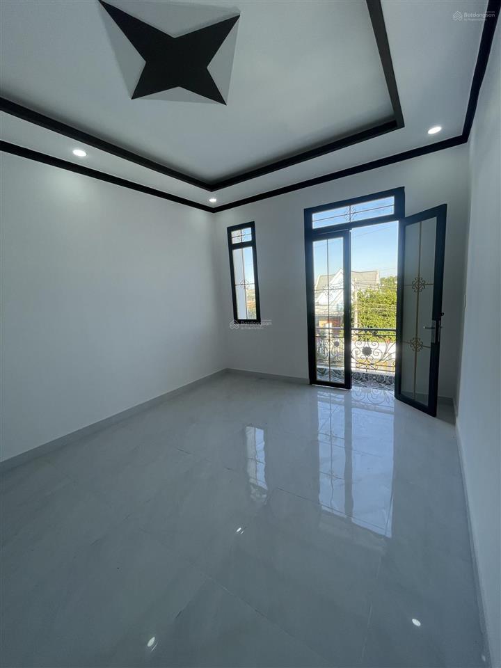 Bán nhà riêng thị trấn cần giuộc,chỉ 2,7 tỷ, 125m2, 3pn, 3wc, pháp lý đầy đủ